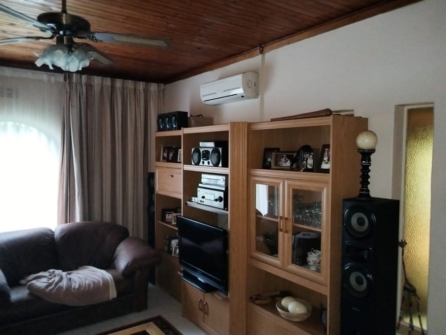 To Let 3 Bedroom Property for Rent in Dennesig Mpumalanga