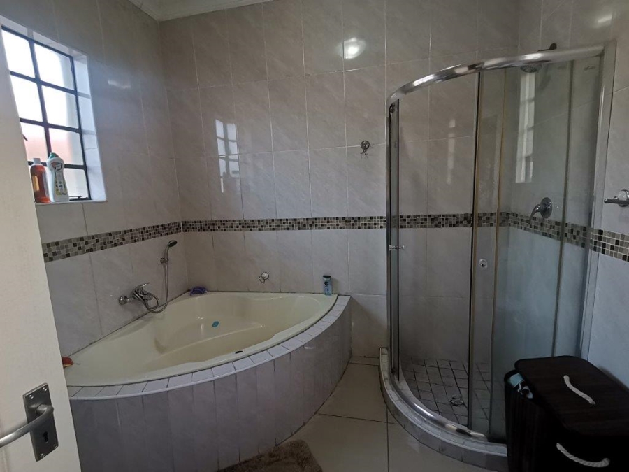 To Let 4 Bedroom Property for Rent in Aerorand Mpumalanga