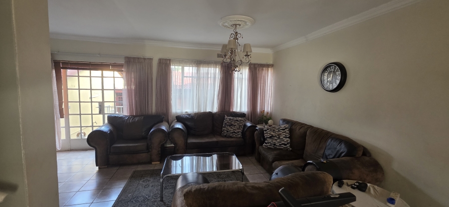 3 Bedroom Property for Sale in Die Heuwel Ext 1 Mpumalanga