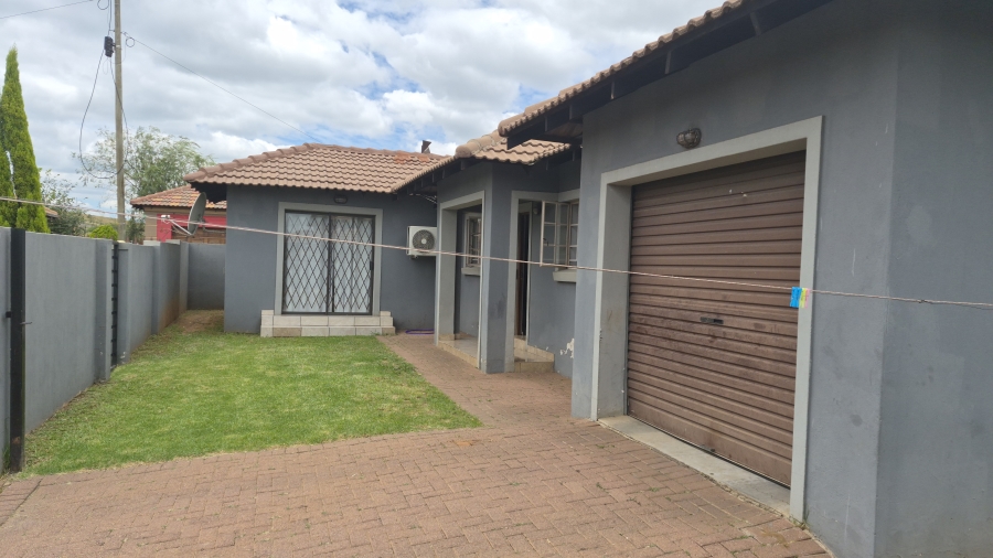 3 Bedroom Property for Sale in Hoeveld Park Mpumalanga