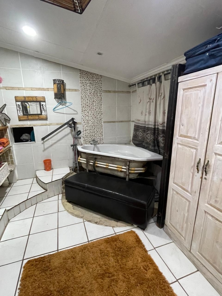 3 Bedroom Property for Sale in Model Park Mpumalanga