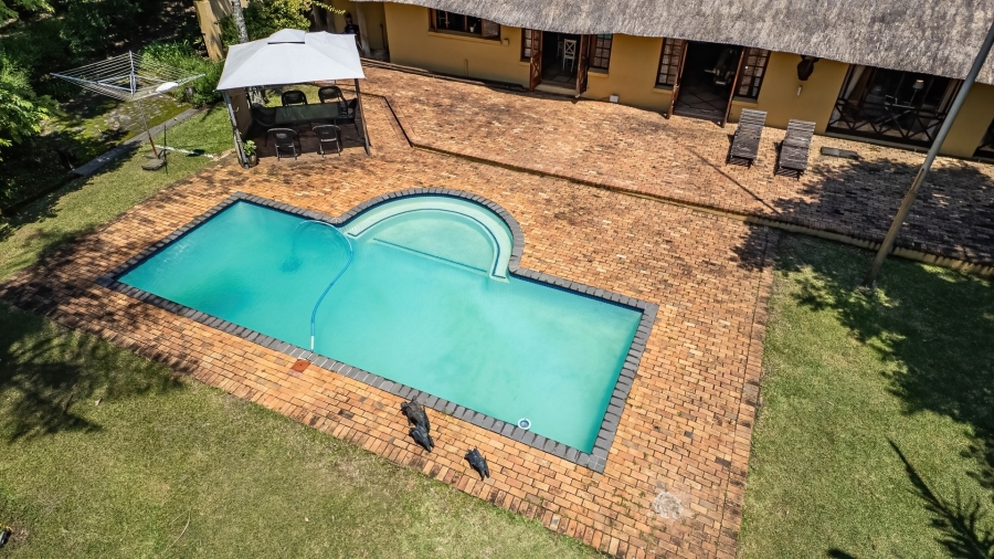 6 Bedroom Property for Sale in White River Estates Mpumalanga