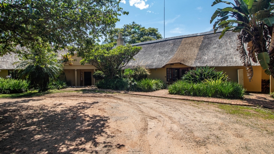 6 Bedroom Property for Sale in White River Estates Mpumalanga