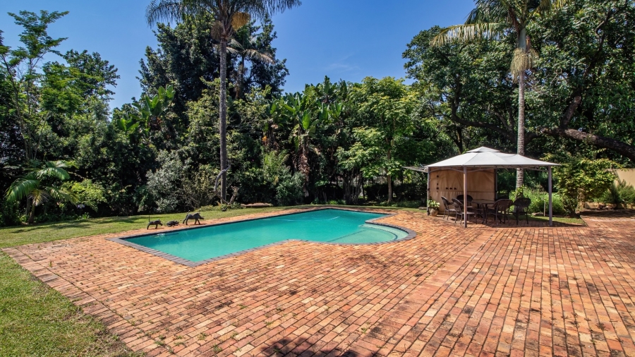 6 Bedroom Property for Sale in White River Estates Mpumalanga