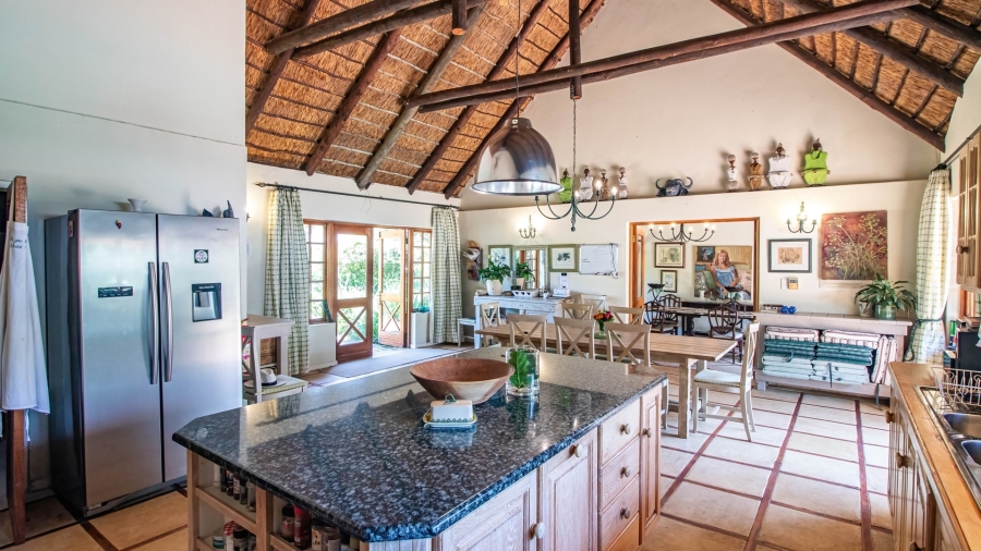 6 Bedroom Property for Sale in White River Estates Mpumalanga