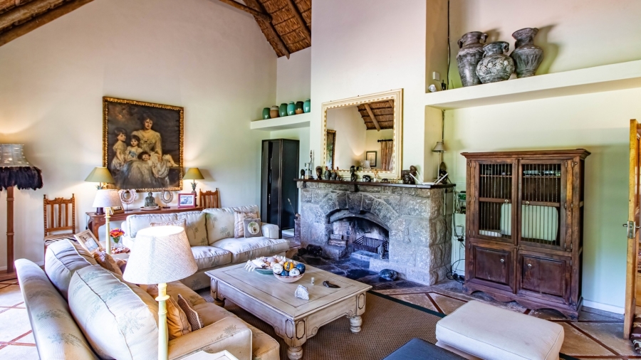 6 Bedroom Property for Sale in White River Estates Mpumalanga
