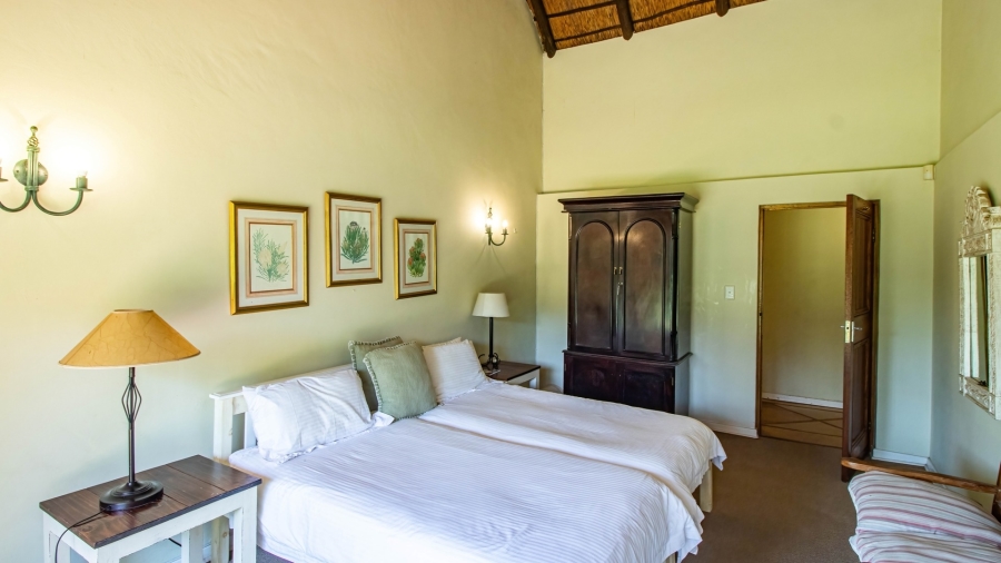 6 Bedroom Property for Sale in White River Estates Mpumalanga