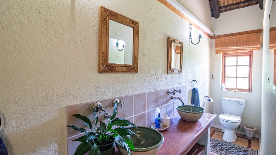 6 Bedroom Property for Sale in White River Estates Mpumalanga