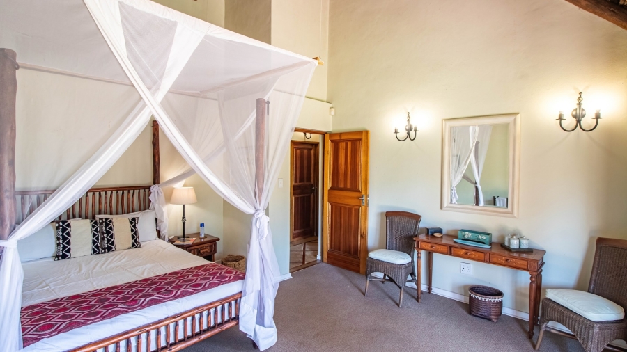 6 Bedroom Property for Sale in White River Estates Mpumalanga