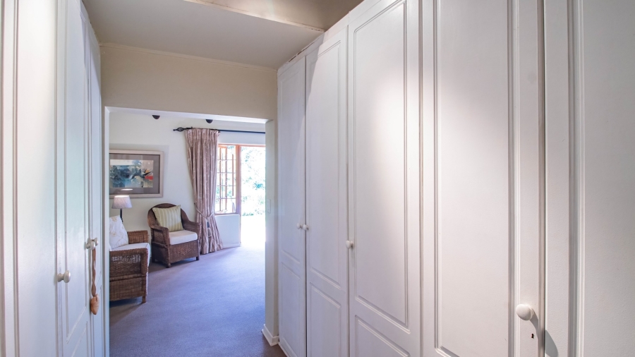 6 Bedroom Property for Sale in White River Estates Mpumalanga