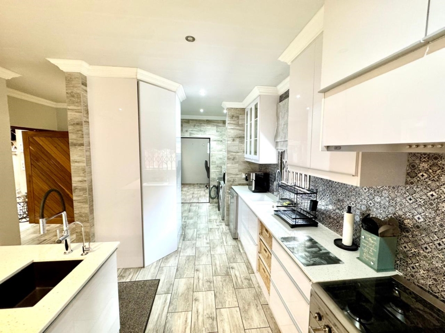 4 Bedroom Property for Sale in Secunda Mpumalanga