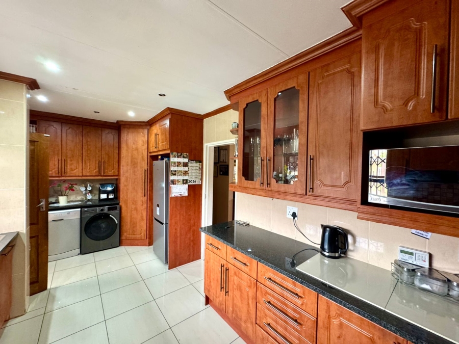 4 Bedroom Property for Sale in Sunset Park Mpumalanga