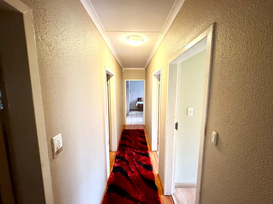 4 Bedroom Property for Sale in Sunset Park Mpumalanga