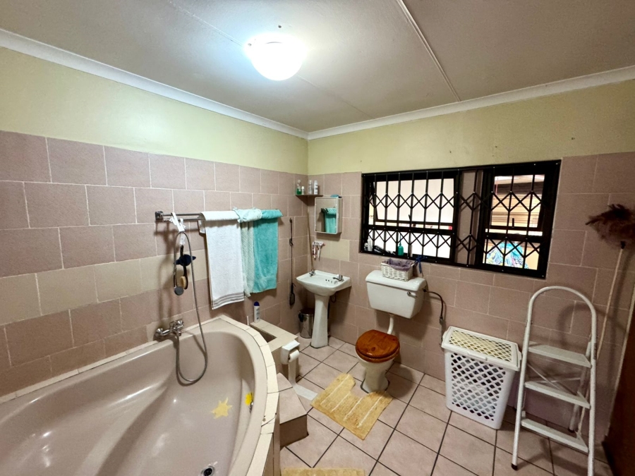 4 Bedroom Property for Sale in Sunset Park Mpumalanga