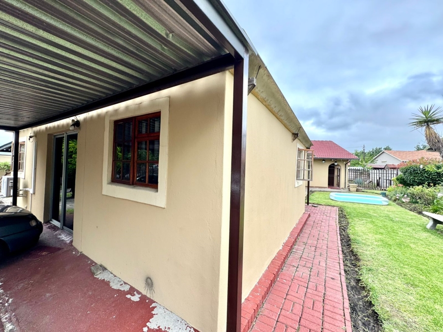 4 Bedroom Property for Sale in Sunset Park Mpumalanga