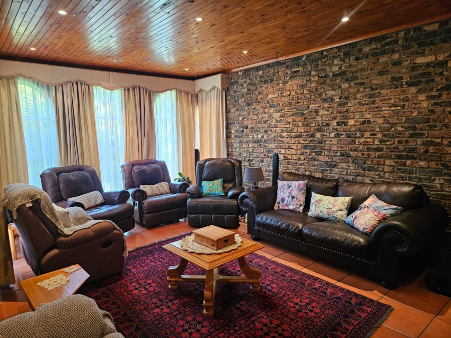 3 Bedroom Property for Sale in Secunda Mpumalanga