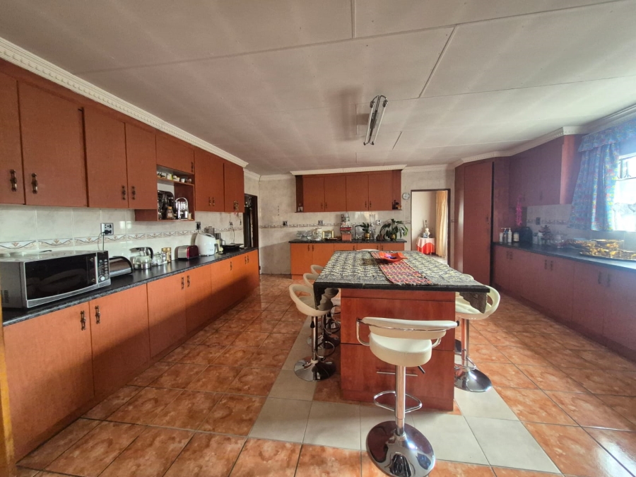 7 Bedroom Property for Sale in Evander Mpumalanga