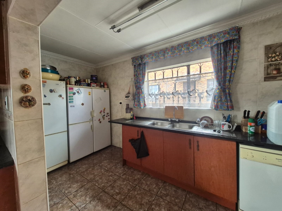 7 Bedroom Property for Sale in Evander Mpumalanga