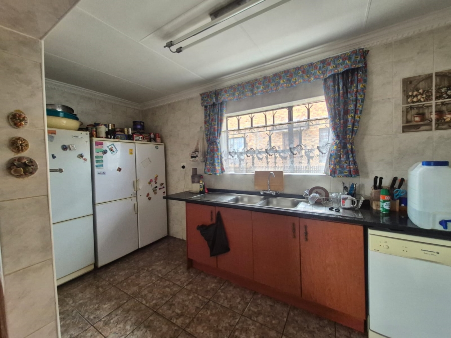 7 Bedroom Property for Sale in Evander Mpumalanga