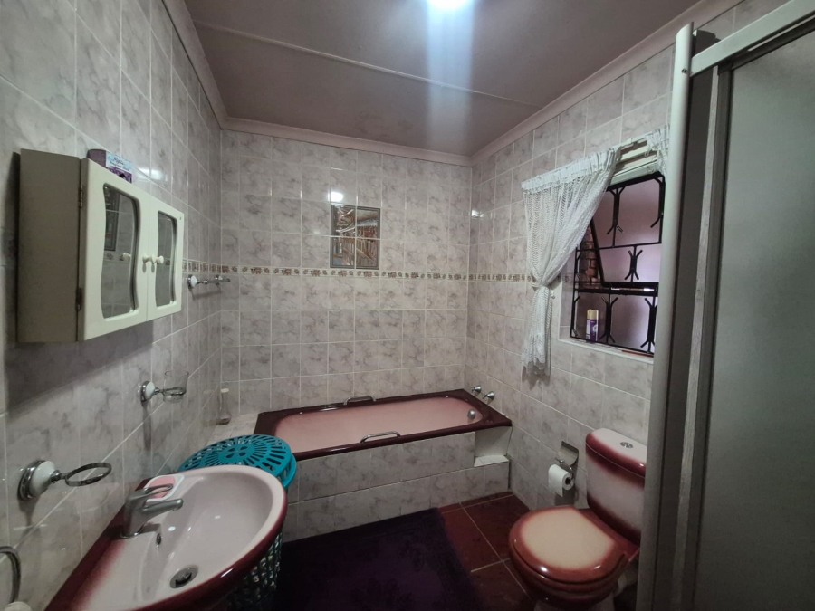 7 Bedroom Property for Sale in Evander Mpumalanga