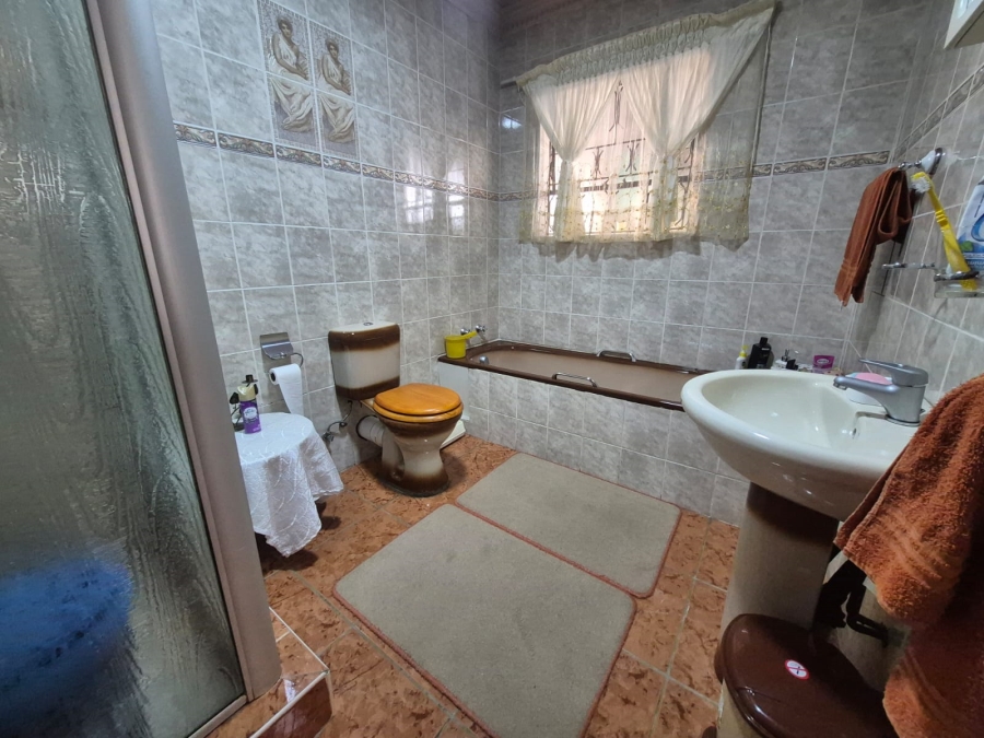 7 Bedroom Property for Sale in Evander Mpumalanga