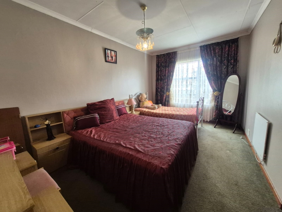 7 Bedroom Property for Sale in Evander Mpumalanga