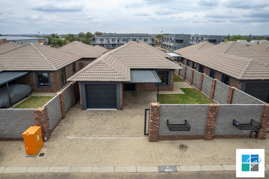 2 Bedroom Property for Sale in Suidheuwel Mpumalanga