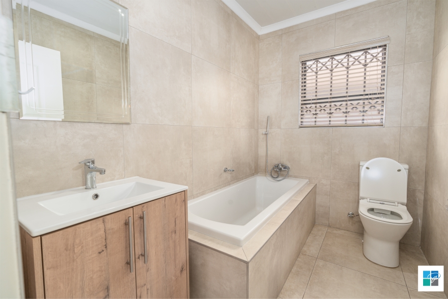 2 Bedroom Property for Sale in Suidheuwel Mpumalanga