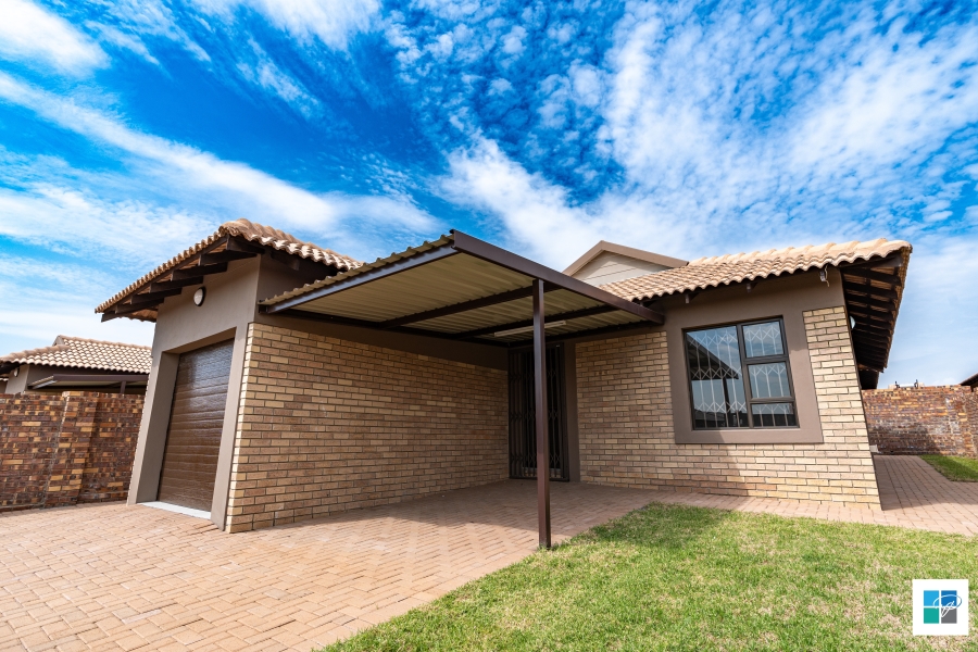 2 Bedroom Property for Sale in Suidheuwel Mpumalanga