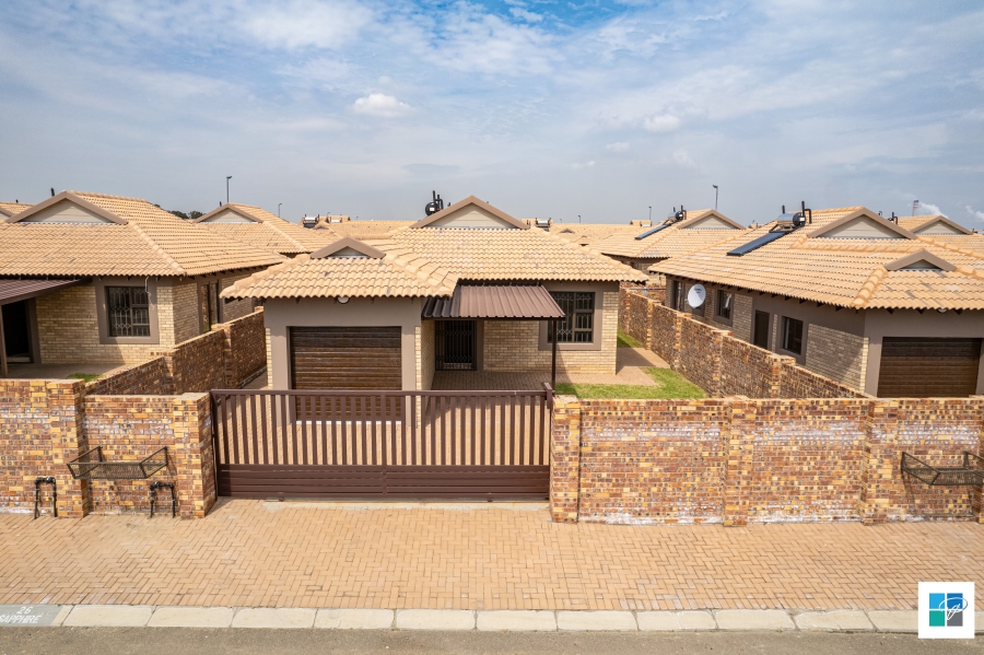 2 Bedroom Property for Sale in Suidheuwel Mpumalanga