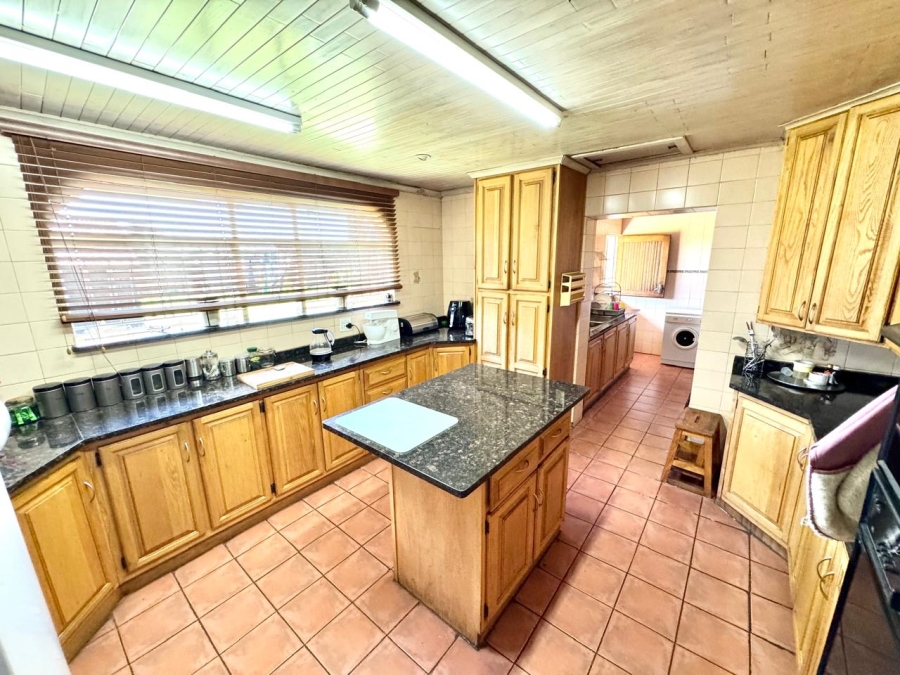 6 Bedroom Property for Sale in Kinross Mpumalanga