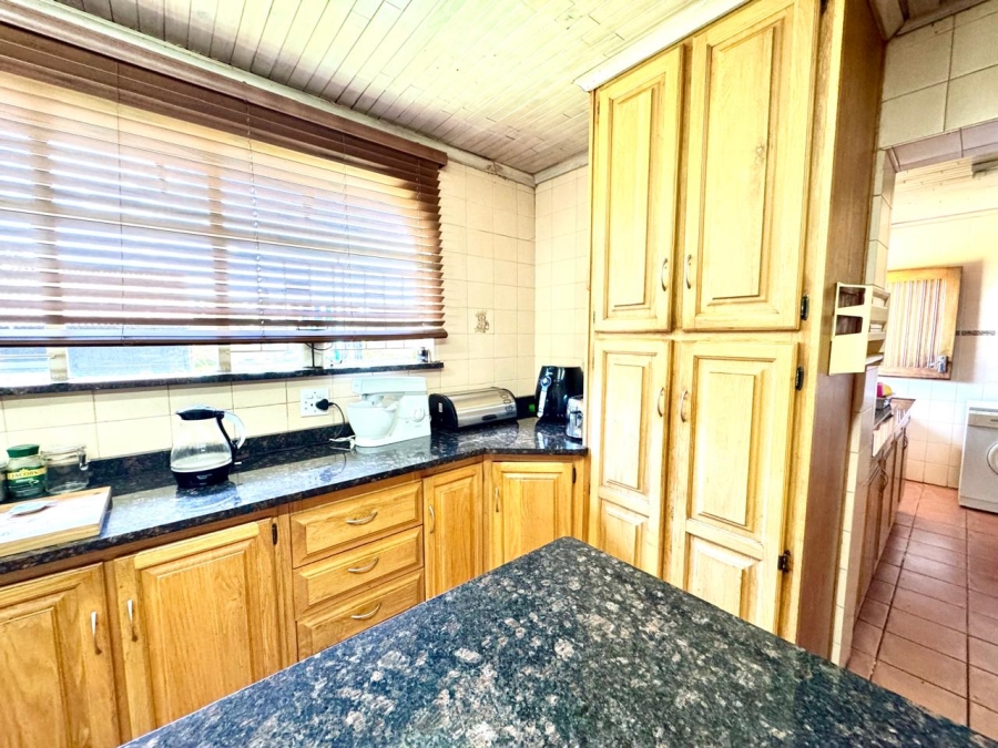 6 Bedroom Property for Sale in Kinross Mpumalanga