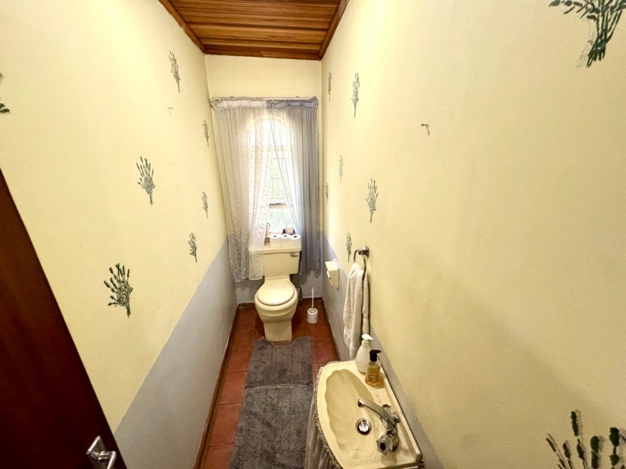 6 Bedroom Property for Sale in Kinross Mpumalanga