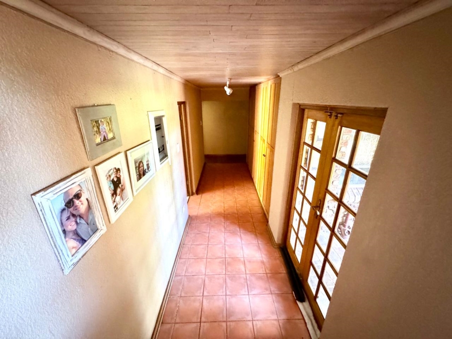 6 Bedroom Property for Sale in Kinross Mpumalanga