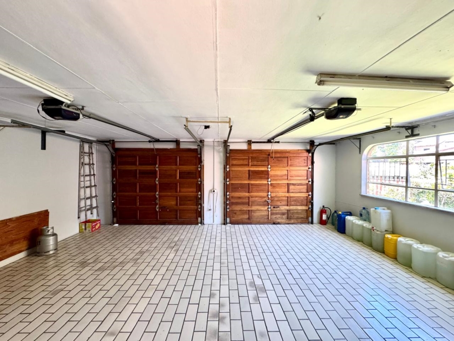 6 Bedroom Property for Sale in Kinross Mpumalanga