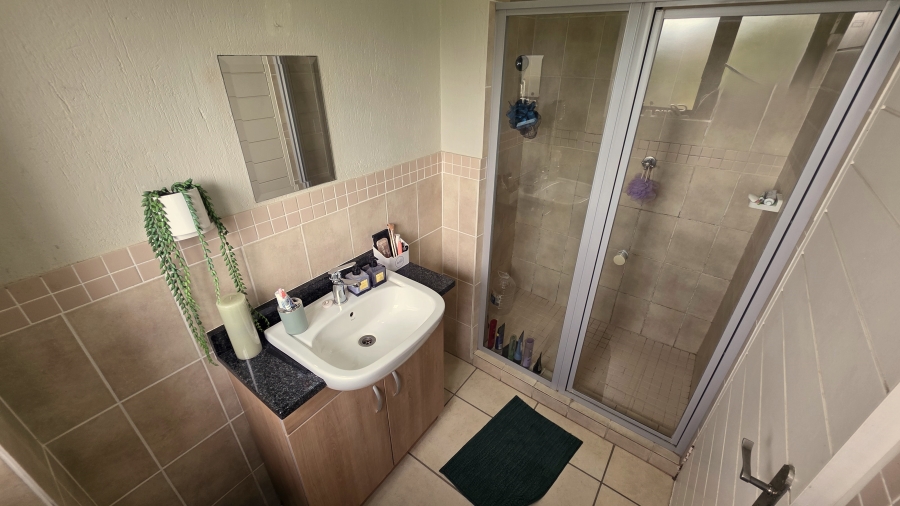 2 Bedroom Property for Sale in Riverside Park Mpumalanga