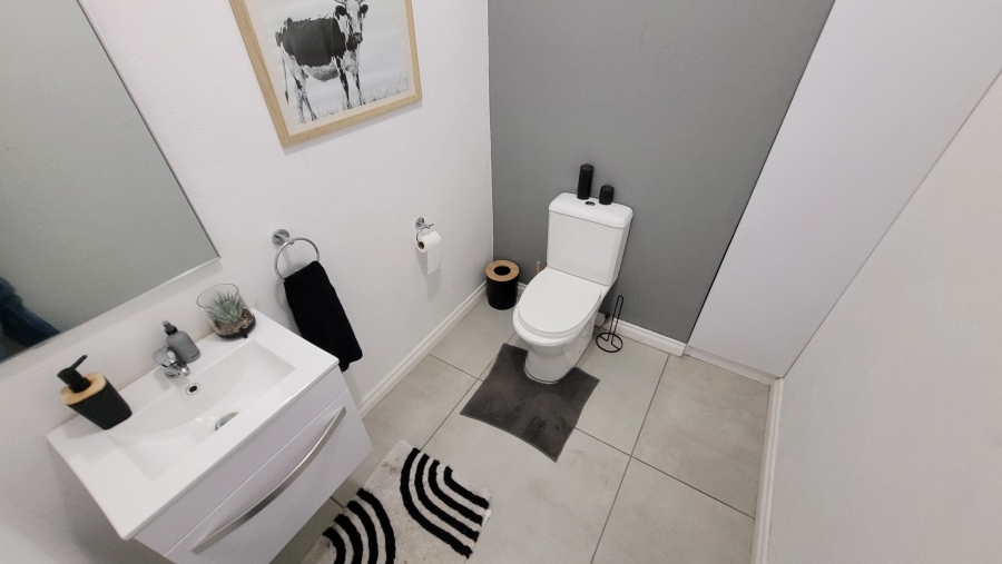 3 Bedroom Property for Sale in Nelspruit Ext 11 Mpumalanga