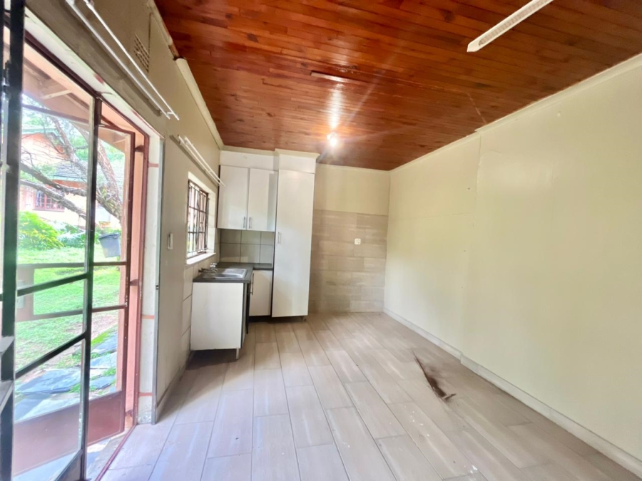 To Let 1 Bedroom Property for Rent in White River Mpumalanga