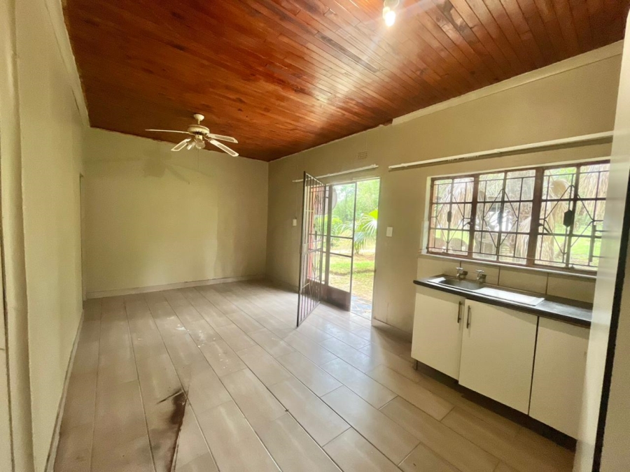 To Let 1 Bedroom Property for Rent in White River Mpumalanga