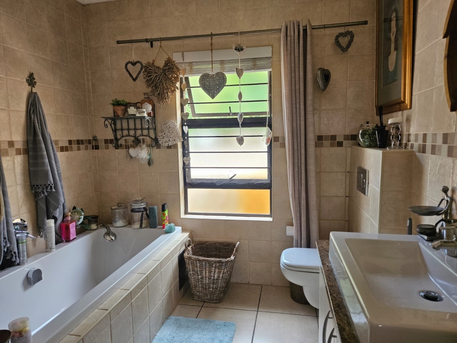 To Let 3 Bedroom Property for Rent in Elawini Lifestyle Estate Mpumalanga