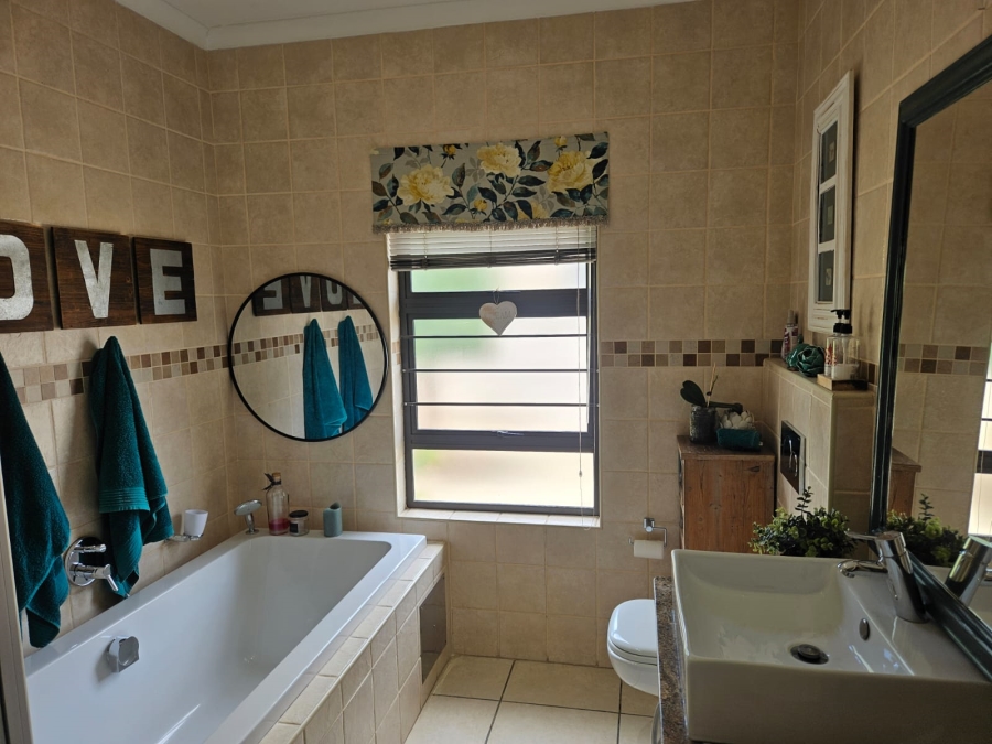 To Let 3 Bedroom Property for Rent in Elawini Lifestyle Estate Mpumalanga