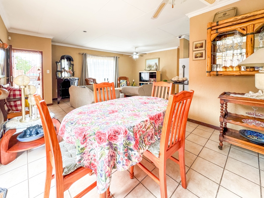 3 Bedroom Property for Sale in Nelspruit Ext 14 Mpumalanga