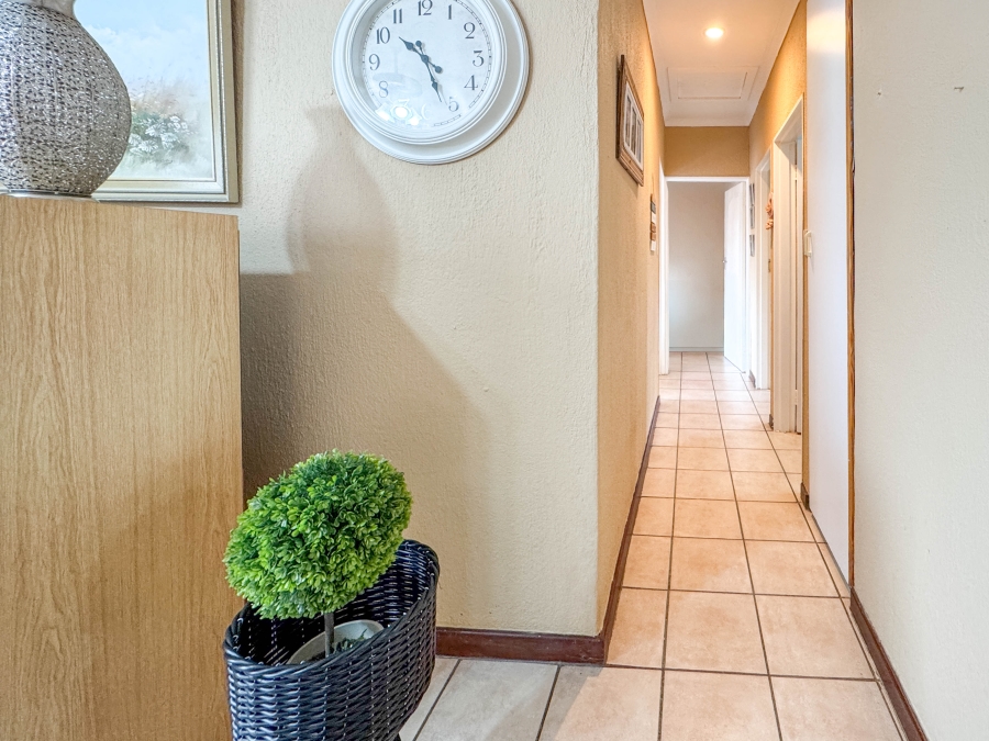 3 Bedroom Property for Sale in Nelspruit Ext 14 Mpumalanga