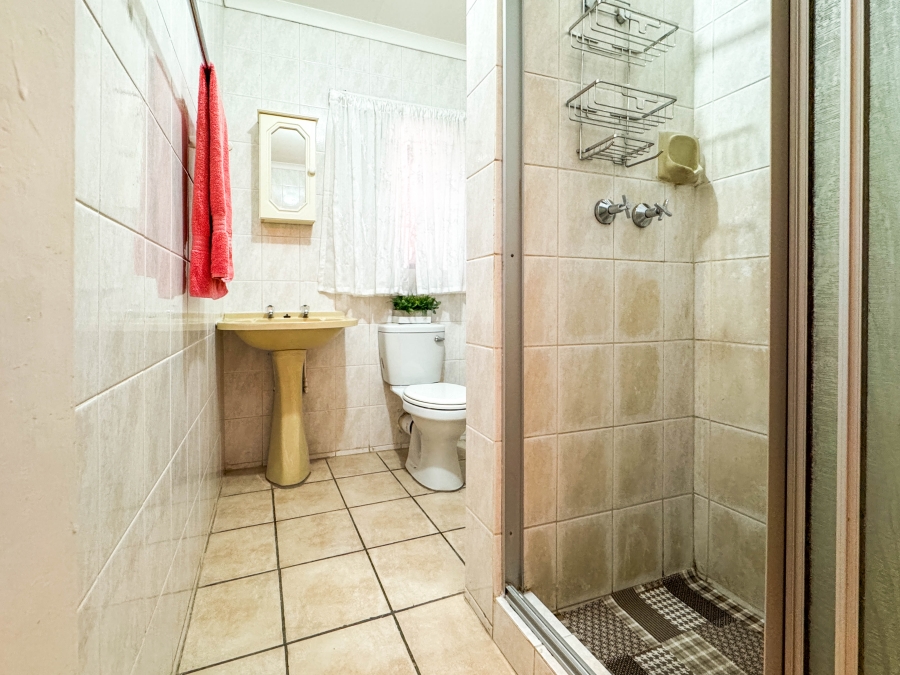 3 Bedroom Property for Sale in Nelspruit Ext 14 Mpumalanga