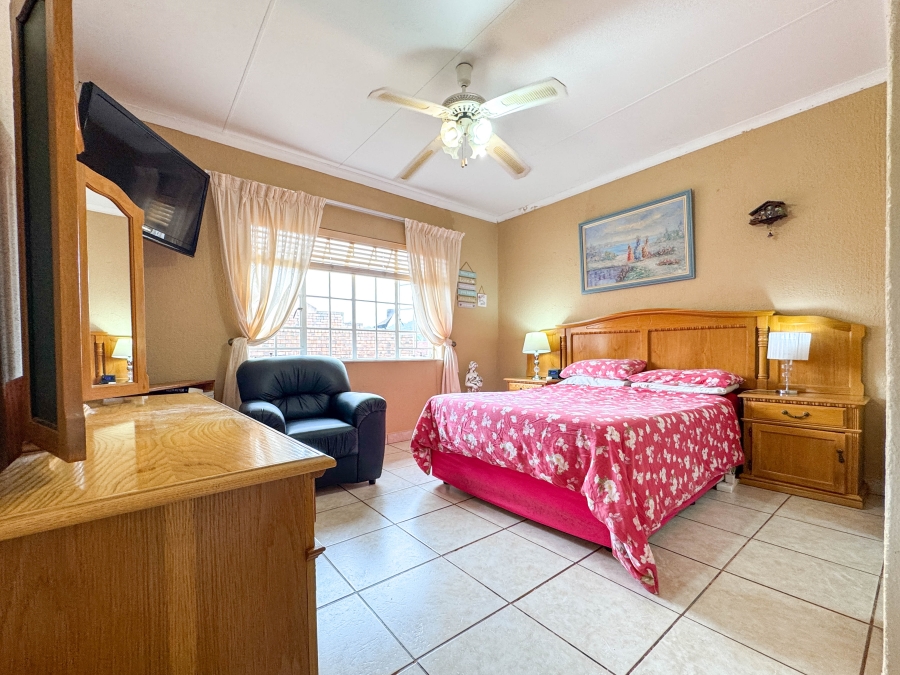 3 Bedroom Property for Sale in Nelspruit Ext 14 Mpumalanga