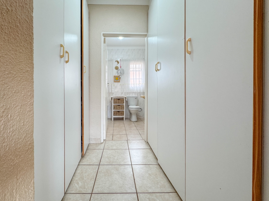 3 Bedroom Property for Sale in Nelspruit Ext 14 Mpumalanga