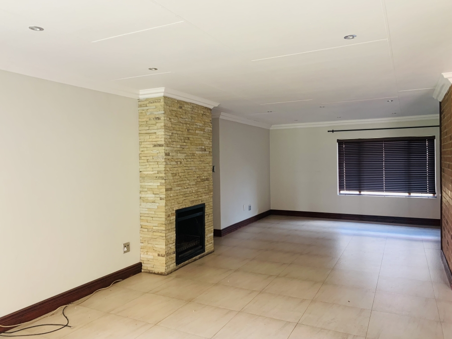 3 Bedroom Property for Sale in Aerorand Mpumalanga