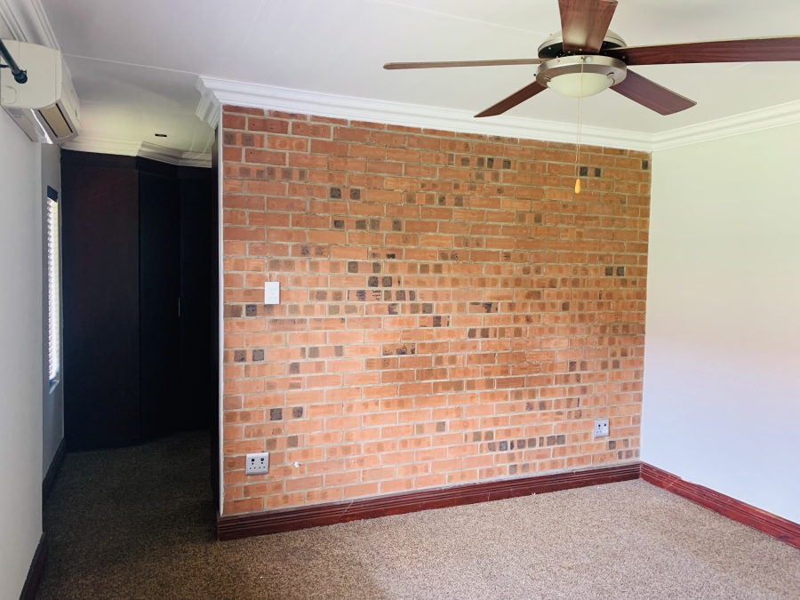 3 Bedroom Property for Sale in Aerorand Mpumalanga