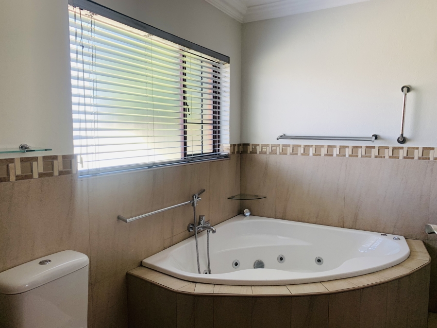 3 Bedroom Property for Sale in Aerorand Mpumalanga