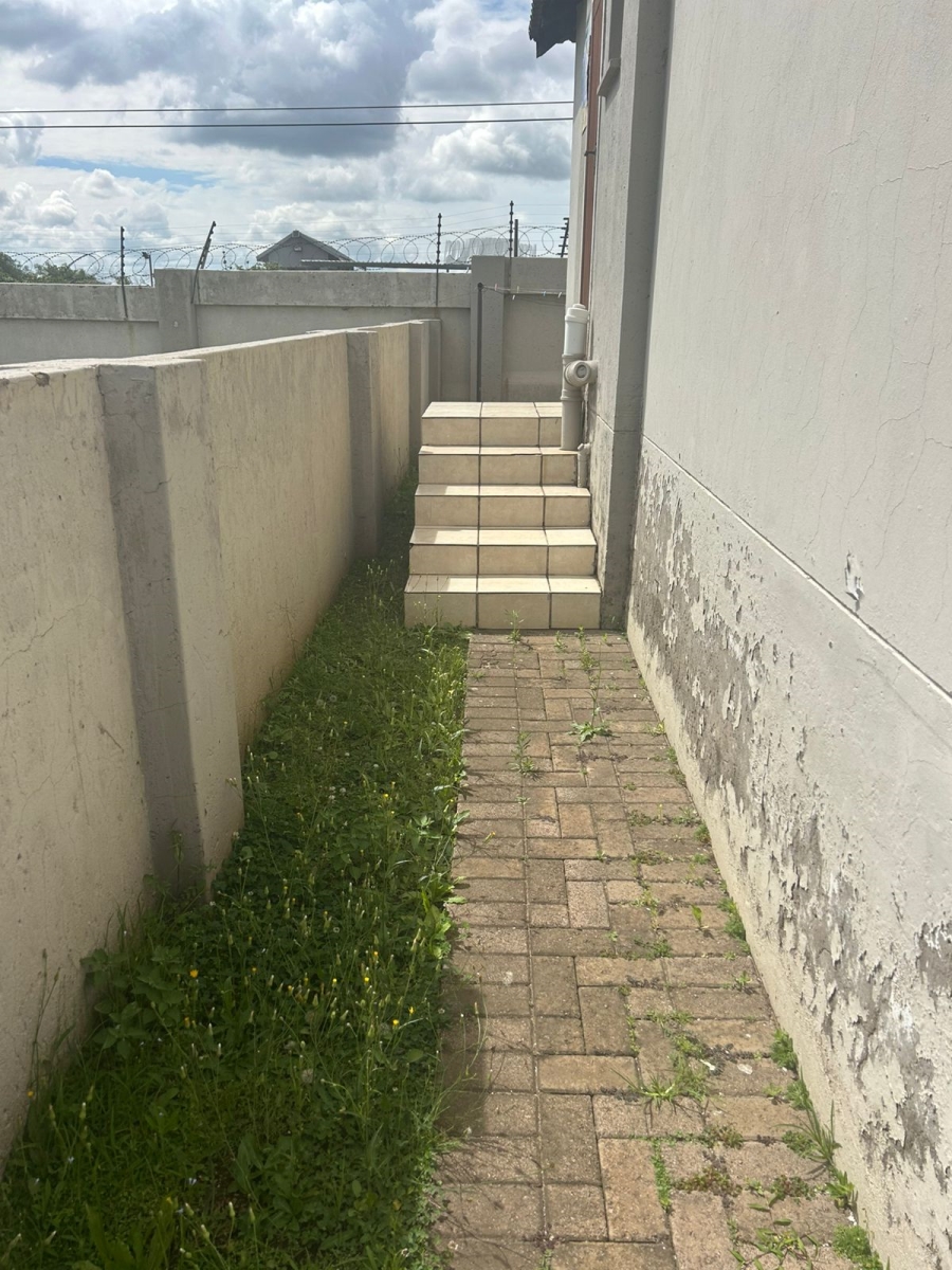 2 Bedroom Property for Sale in Tasbet Park Mpumalanga